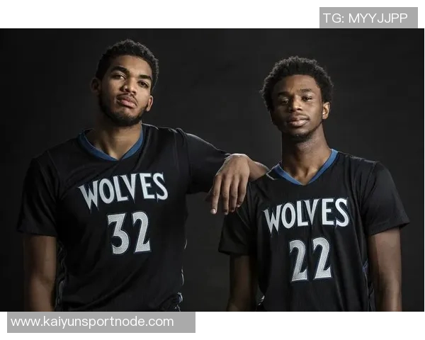 卡斯尔表现出色25分钟内高效砍下16分9助攻仅1次失误助力球队胜利