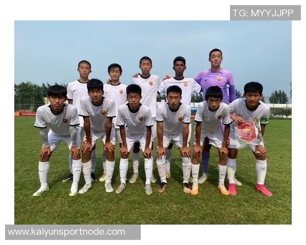 日本U15队中柱后泽口荣太破门中国U15队暂时落后0-1