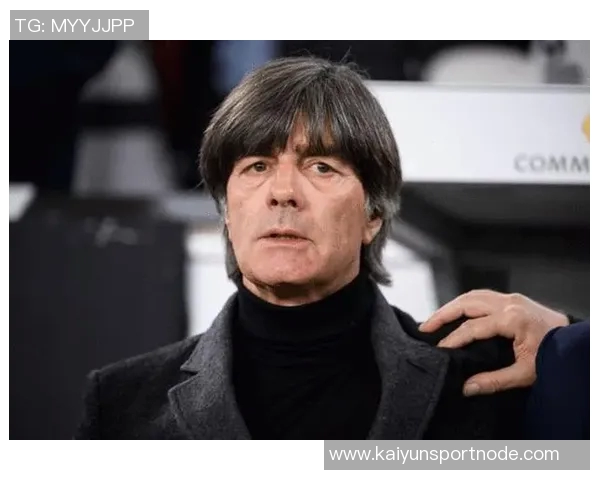 比朔夫称基米希为导师之一愿意接受不同位置挑战展现多面才华